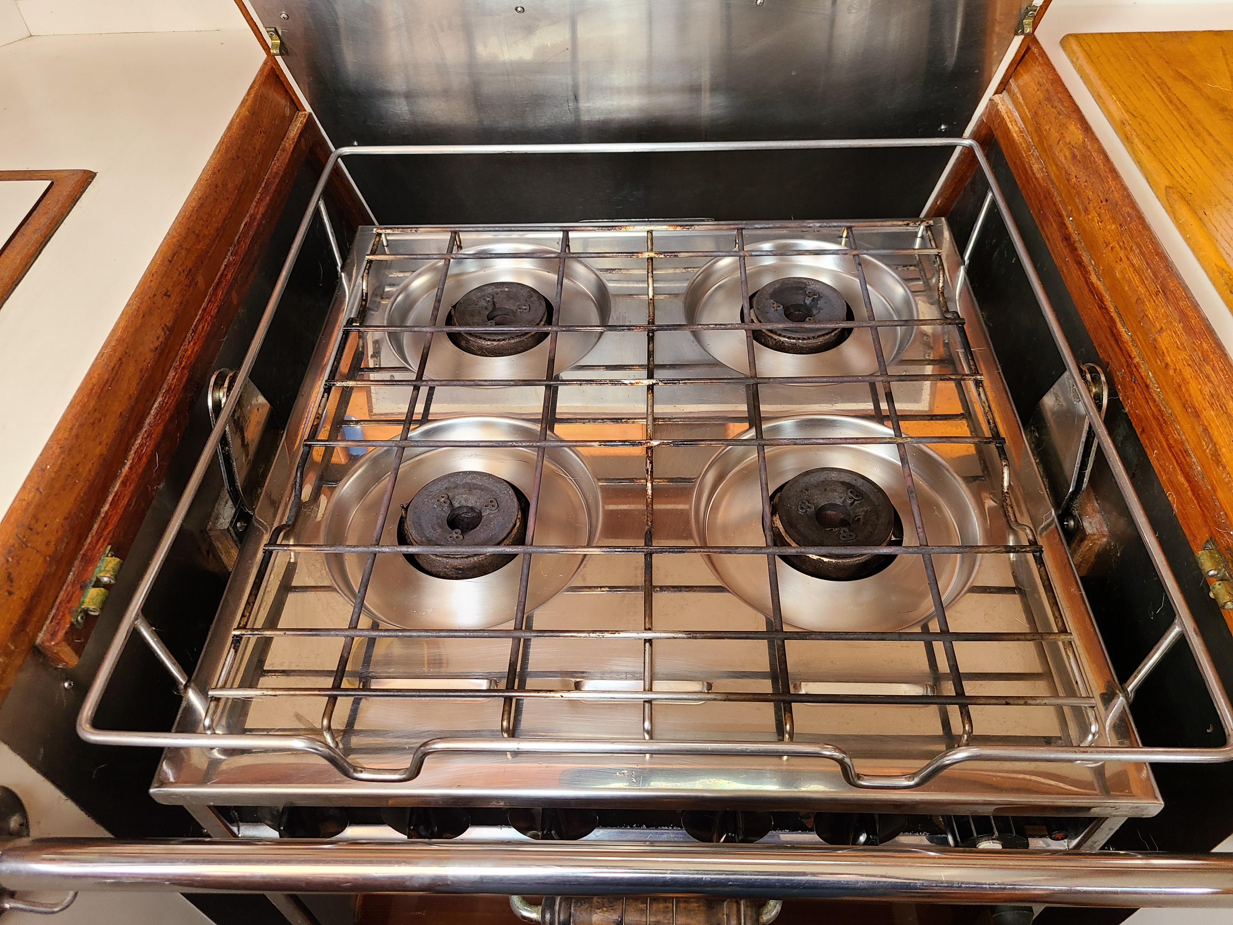 4 Burner Galley Stove